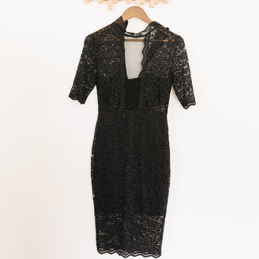 Express Black Lace Sheath Dress Short Sleeve Mock Neck Mesh Inset Size 4